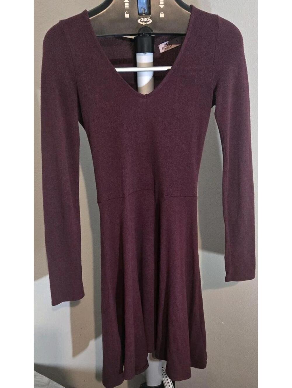 Hollister Women’s XS Long Sleeve Deep Red Maroon Dress